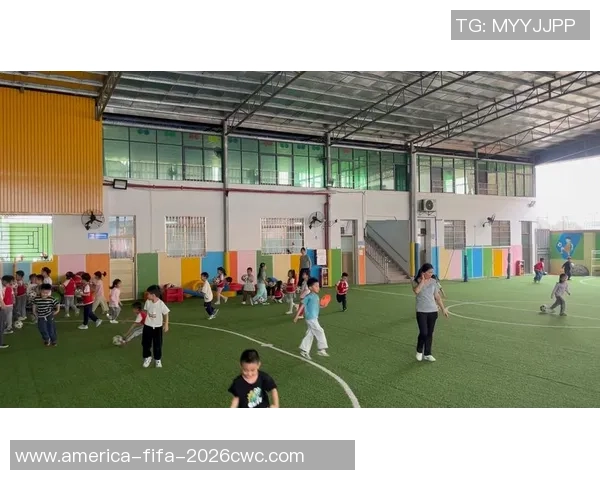 足球小子幼儿舞蹈快乐启航让孩子们在运动中感受舞蹈的魅力与乐趣